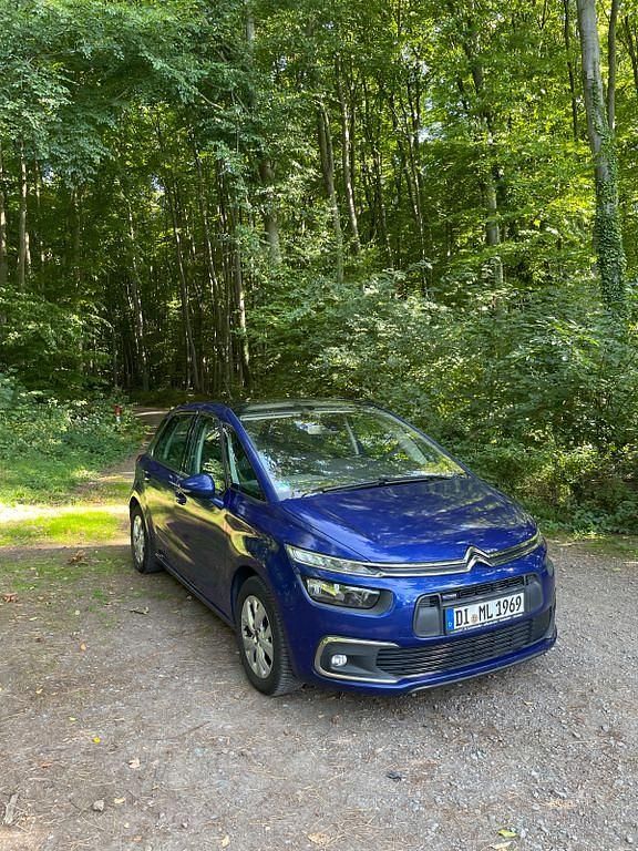 Blau Gebraucht 2017 Citroën C4 Picasso PureTech Van / Kleinbus | 11.900 € (Teuer) - Bild 1/4