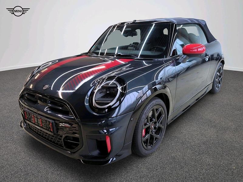 Grau Gebraucht 2024 Mini John Cooper Works Cabriolet Cabrio | 42.855 € (Etwas zu teuer) - Bild 1/4