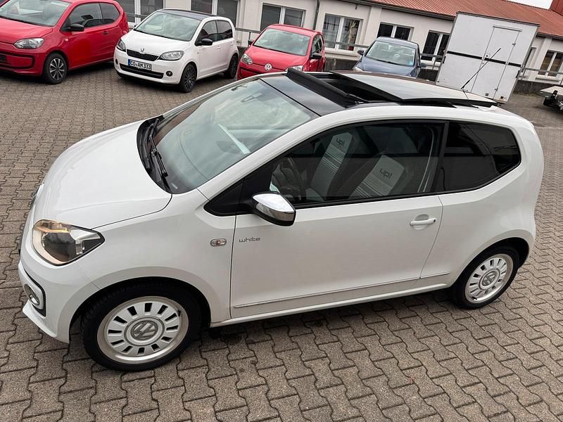 Second-hand VW up! 75 CP (55 kW) 2012 Alb Hatchback