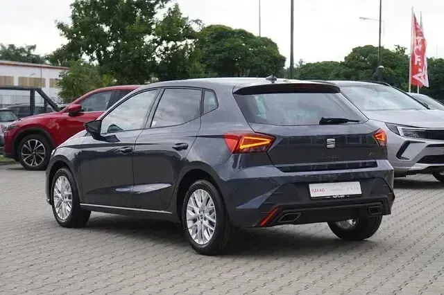 Neu Seat Ibiza FR 116 PS (85 kW) 2026 Grau Kleinwagen