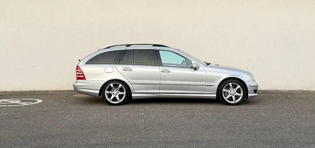 Gebraucht Mercedes C350 AMG 272 PS (200 kW) 2007 Silber Kombi