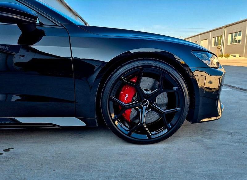 Gebraucht Audi RS7 Sport 600 PS (441 kW) 2024 Schwarz Kleinwagen