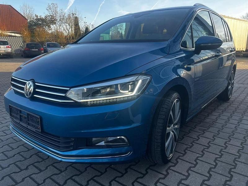 Gebraucht VW Touran Highline 190 PS (139 kW) 2017 Blau Van / Kleinbus