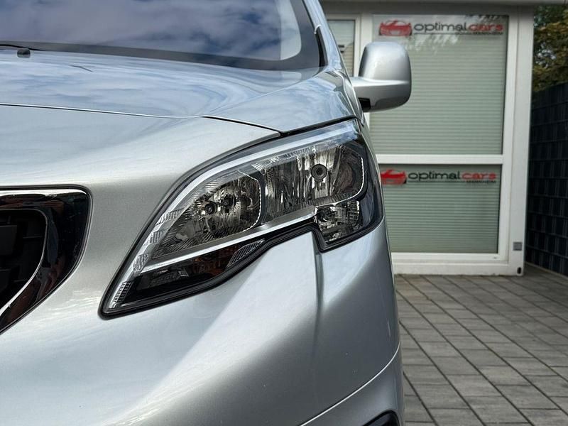 Gebraucht Peugeot Traveller Business-Line 150 PS (110 kW) 2019 Grau Van / Kleinbus