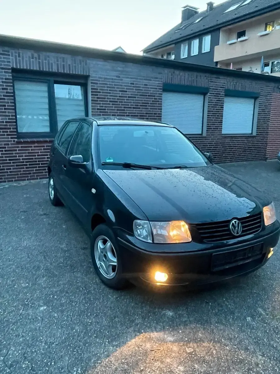 Gebraucht VW Polo 75 PS (55 kW) 2000 Schwarz Kleinwagen