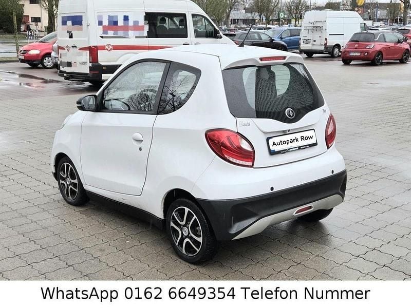 Gebraucht Elaris Pio 36 kW (49 PS) 2022 Weiß Kleinwagen