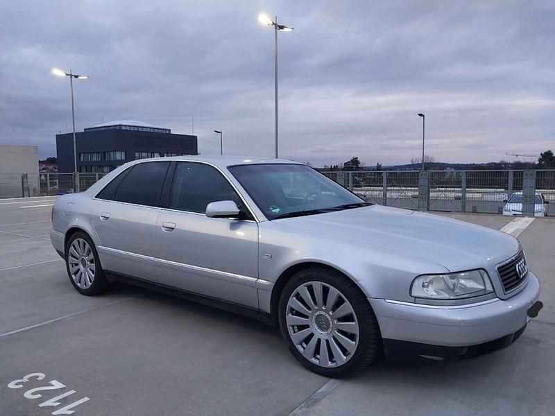 Gebraucht Audi A8 260 PS (191 kW) 2001 Silber Limousine