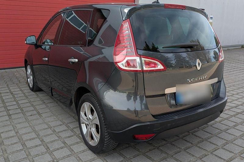 Gebraucht Renault Mégane Dynamique 131 PS (96 kW) 2009 Limousine