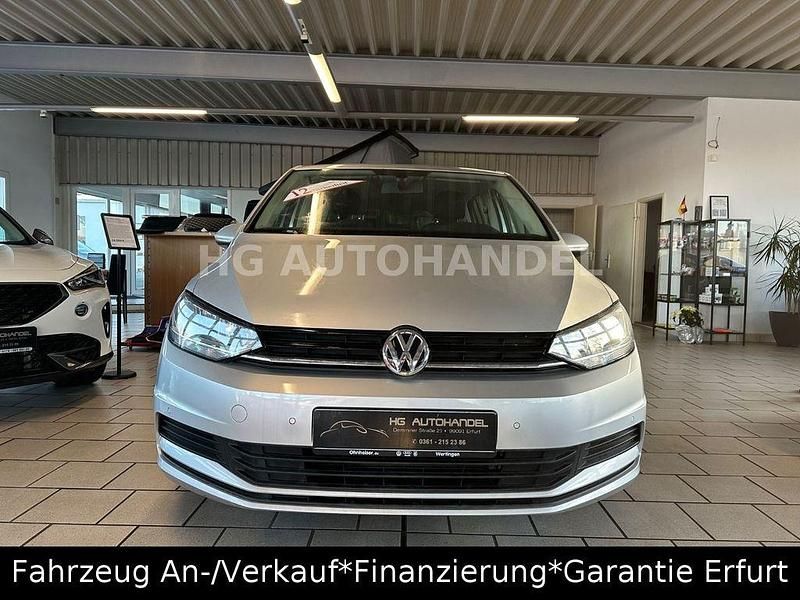 Gebraucht VW Touran 110 PS (80 kW) 2018 Silber Van / Kleinbus