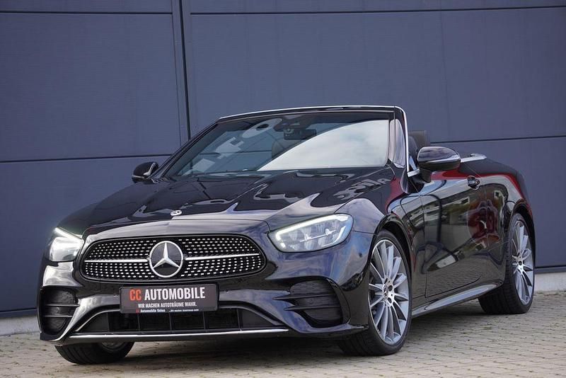 Gebraucht Mercedes E200 AMG 197 PS (144 kW) 2021 Schwarz Cabrio
