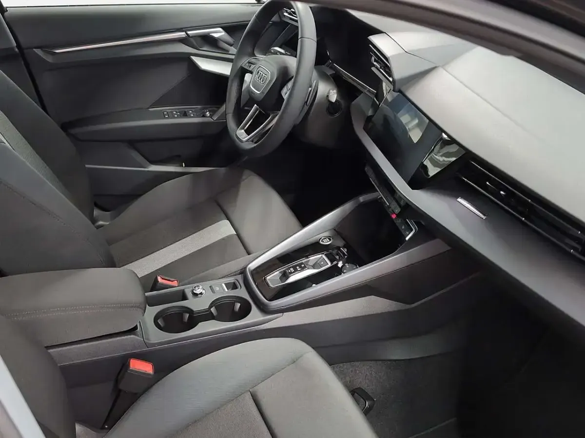 Brugt Audi A3 Advanced 204 HK (150 kW) 2025 Grå Sedan