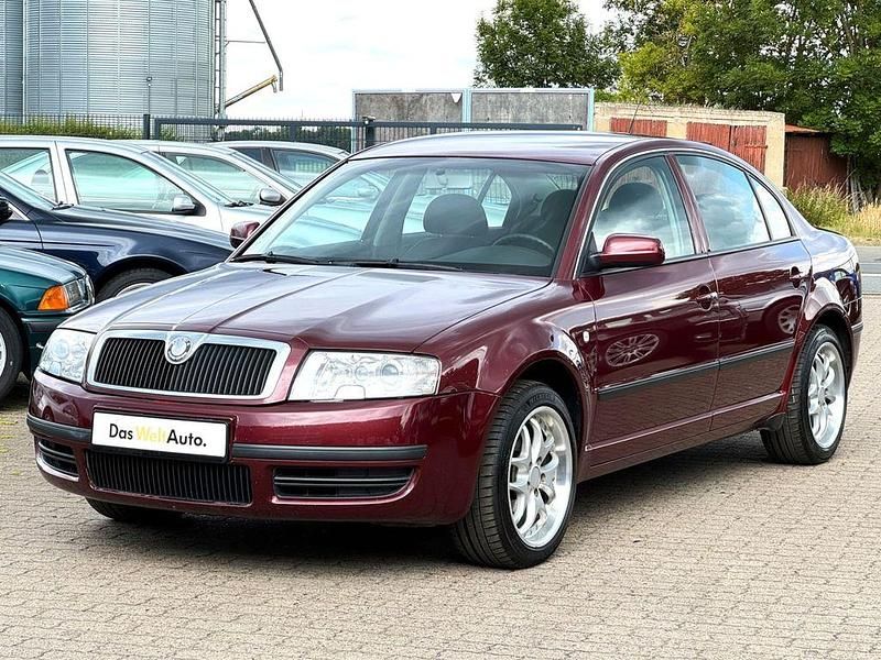 Rot Gebraucht 2003 Skoda Superb Classic Limousine | 3.790 € (Teuer) - Bild 1/4