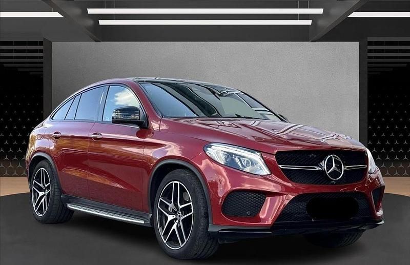Rot Gebraucht 2017 Mercedes GLE500 AMG SUV | 49.999 € (Teuer) - Bild 1/4