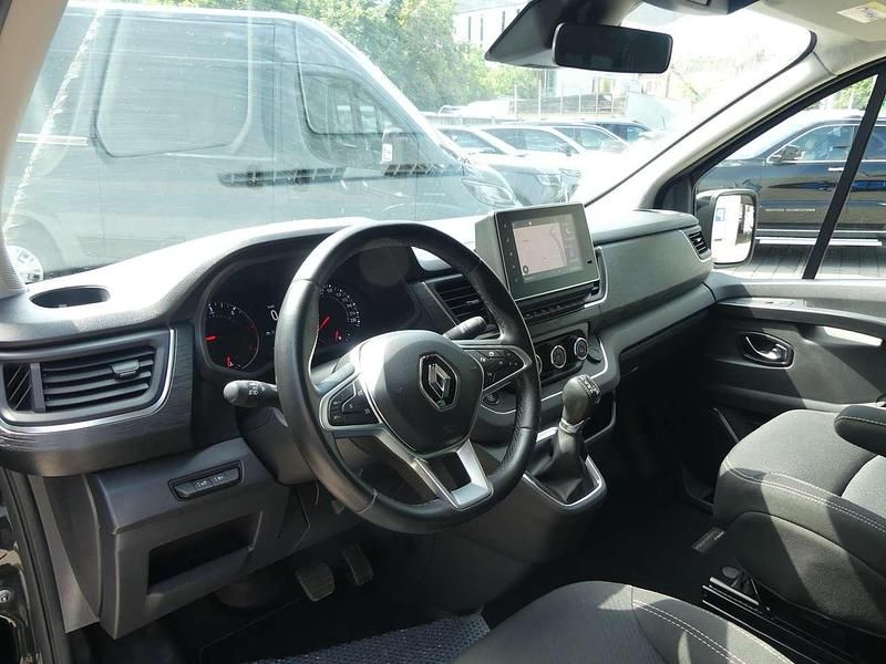 Gebraucht Renault Trafic Life 177 PS (130 kW) 2023 Black perleffekt Van / Kleinbus