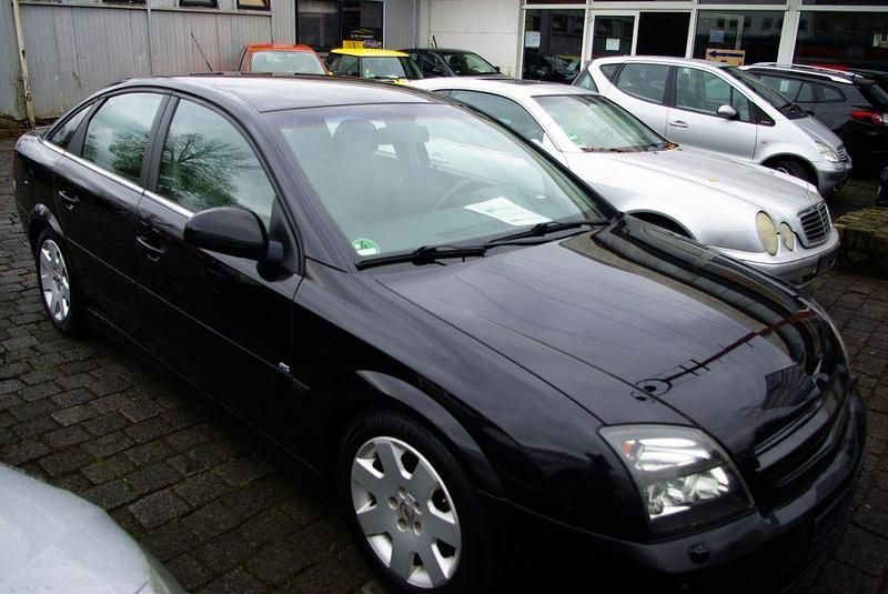 Gebraucht Opel Vectra GTS OPC 211 PS (155 kW) 2003 Schwarz Limousine
