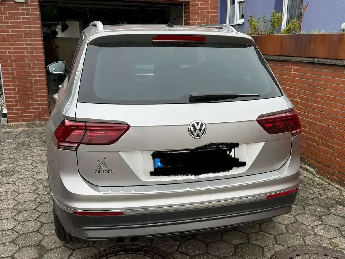 Gebraucht VW Tiguan Highline 190 PS (139 kW) 2016 Silber SUV
