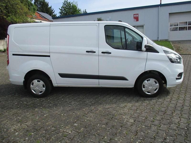 Gebraucht Ford Transit Custom Trend 105 PS (77 kW) 2021 Frostweiß Van / Kleinbus