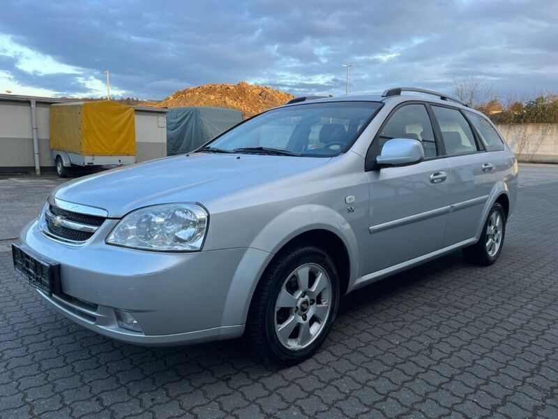 Silber Gebraucht 2010 Chevrolet Nubira SX Kombi | 2.490 € (Fairer Preis) - Bild 1/4