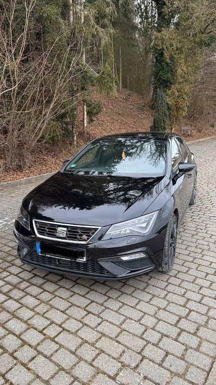 Schwarz Gebraucht 2018 Seat Leon FR Limousine | 14.999 € (Fairer Preis) - Bild 1/4