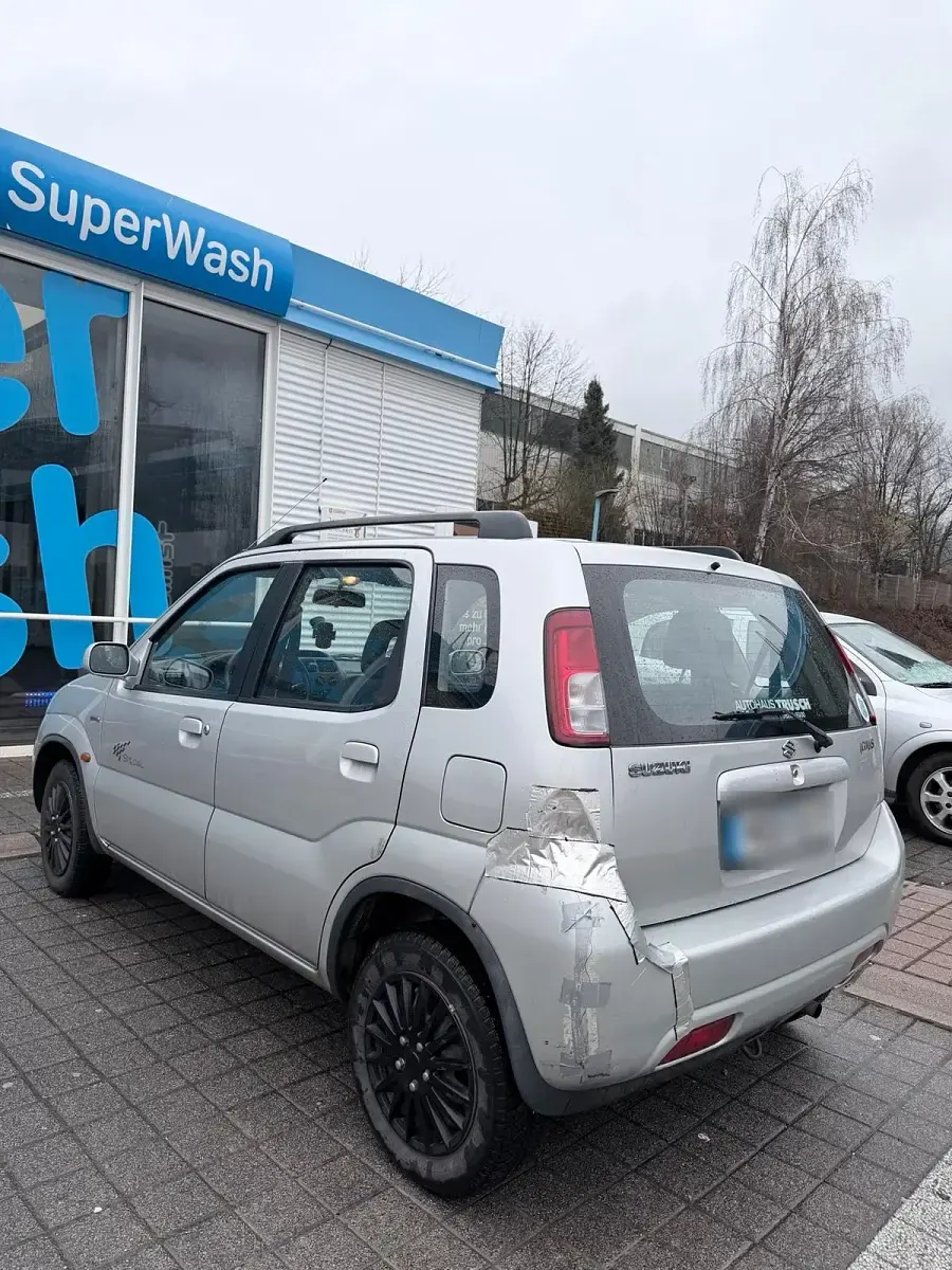 Gebraucht Suzuki Ignis 80 PS (58 kW) 2004 Grau Kleinwagen