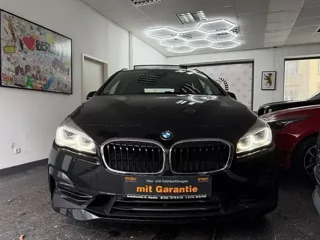 Gebraucht BMW 220 Active Tourer Sport Line 190 PS (139 kW) 2019 Schwarz Van / Kleinbus