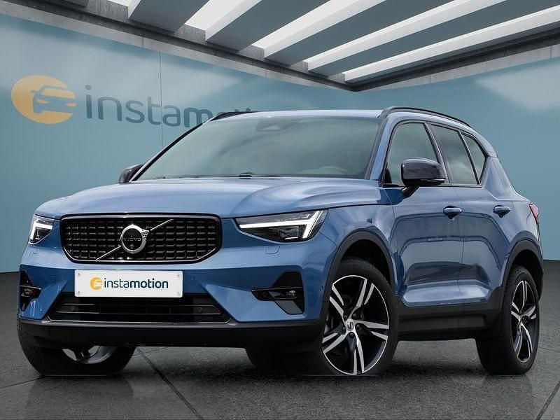 Blau Gebraucht 2024 Volvo XC40 SUV | 39.349 € (Fairer Preis) - Bild 1/4