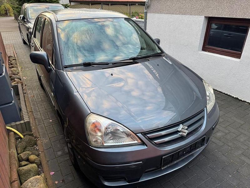 Grau Gebraucht 2005 Suzuki Liana Limousine | 1.600 € (Fairer Preis) - Bild 1/4