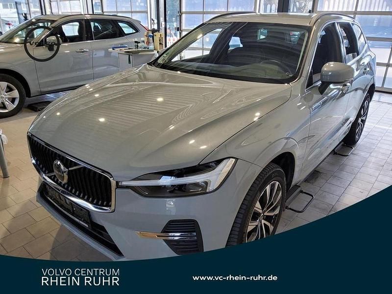 Gebraucht Volvo XC60 Core 197 PS (144 kW) 2024 Grau vapour grey / metallic SUV