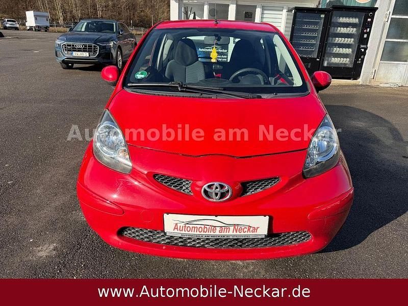 Gebraucht Toyota Aygo City 68 PS (50 kW) 2006 Rot Kleinwagen