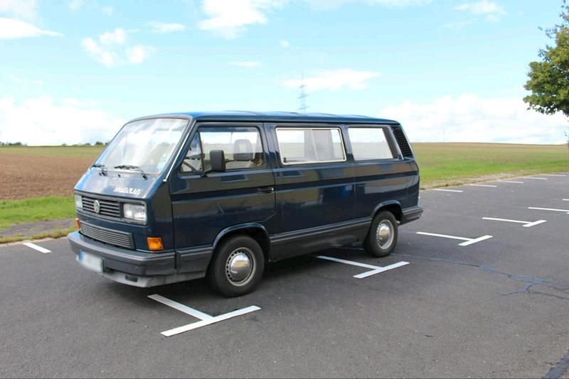 Usado VW Multivan 77 HP (56 kW) 1988 Azul Monovolume
