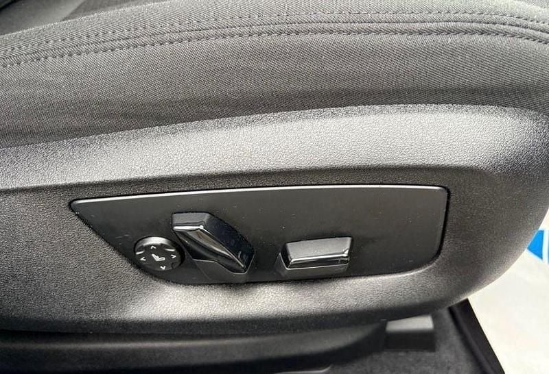 Gebraucht BMW 520 190 PS (139 kW) 2019 Silber Kombi