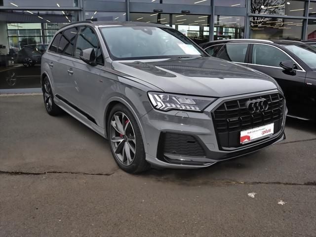 Gebraucht Audi Q7 Competition 231 PS (169 kW) 2023 Nardograu SUV