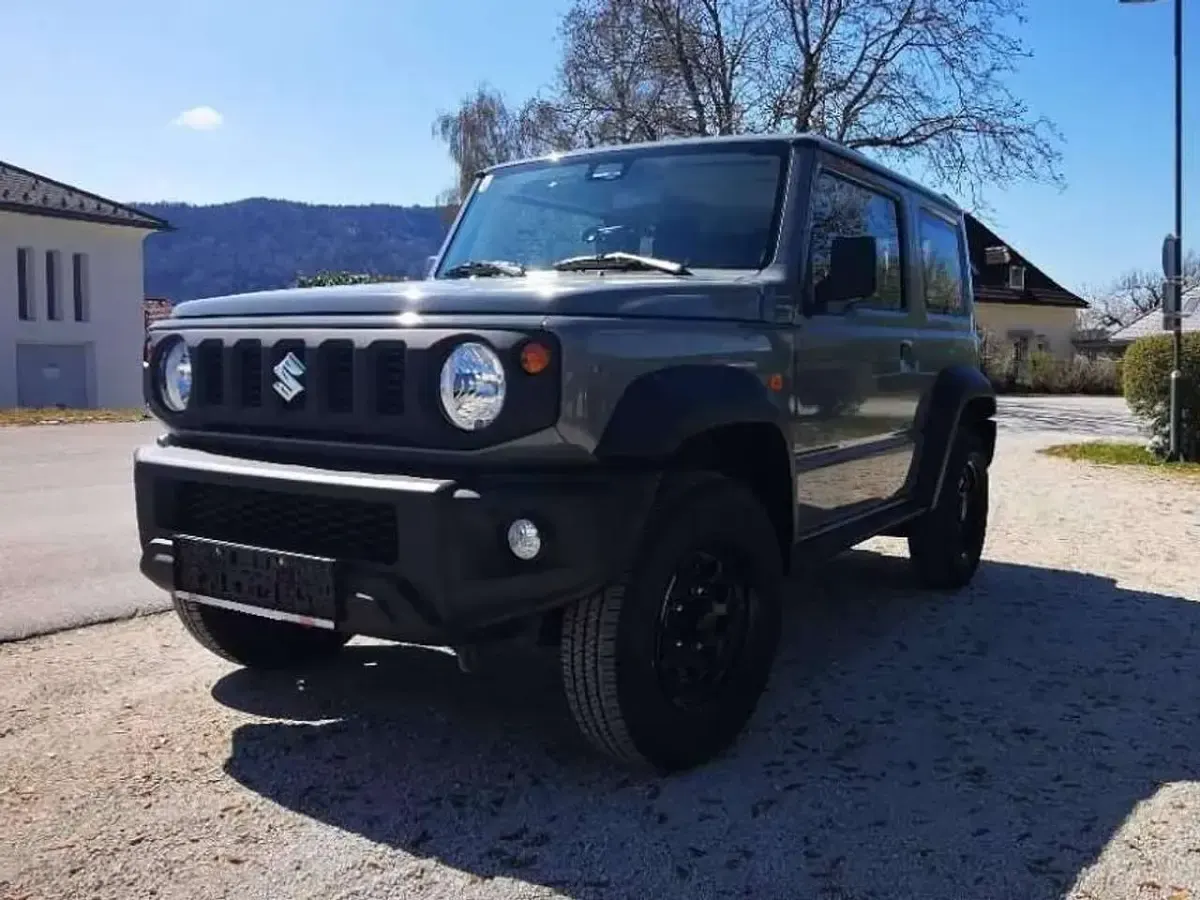 Second-hand Suzuki Jimny Comfort 102 CP (75 kW) 2018 Gri SUV