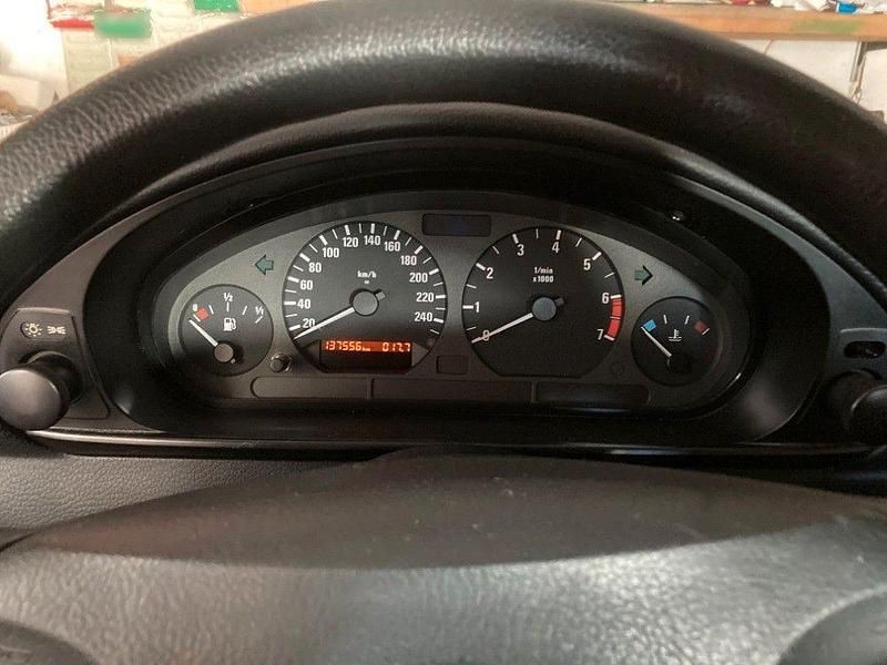 Gebraucht BMW 316 105 PS (77 kW) 2000 Silber Limousine