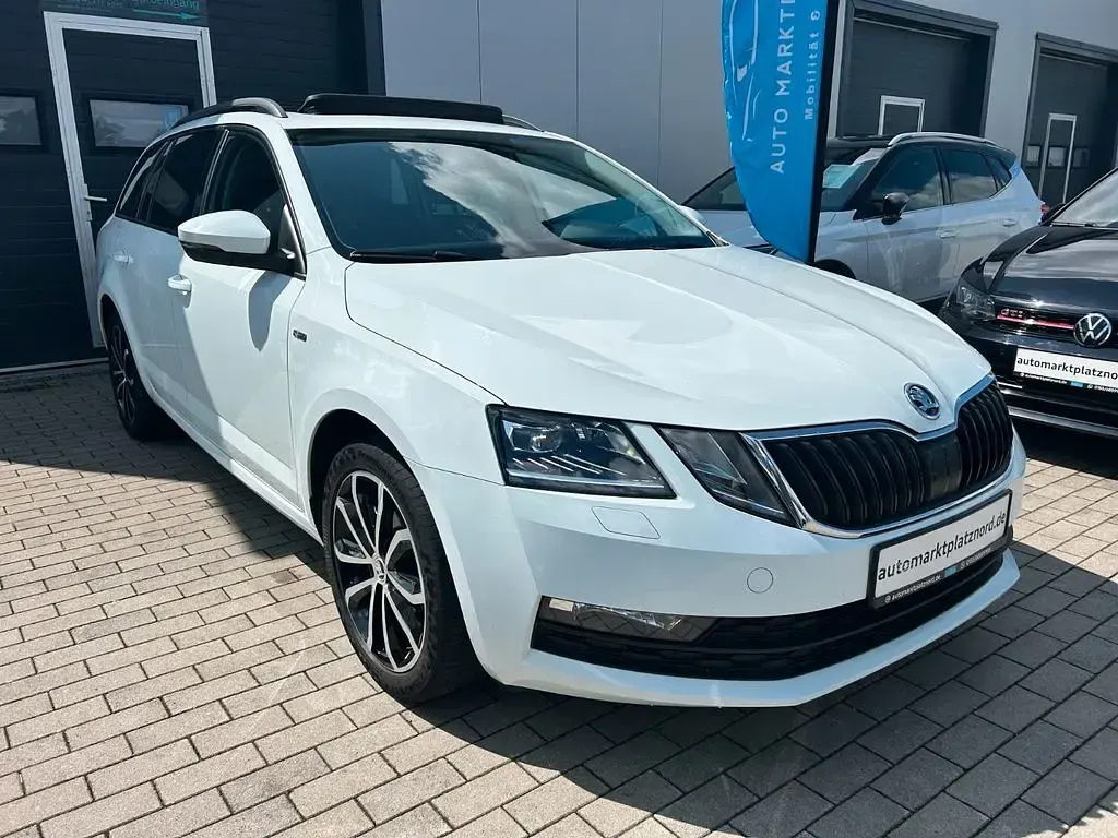 Gebraucht Skoda Octavia Soleil 150 PS (110 kW) 2019 Laserweiss Kombi