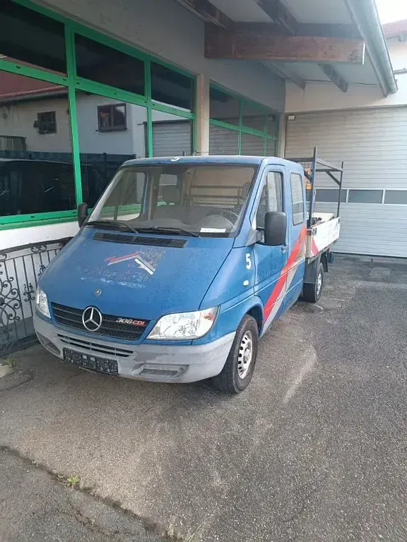 Gebraucht Mercedes Sprinter 82 PS (60 kW) 2004 Blau Van