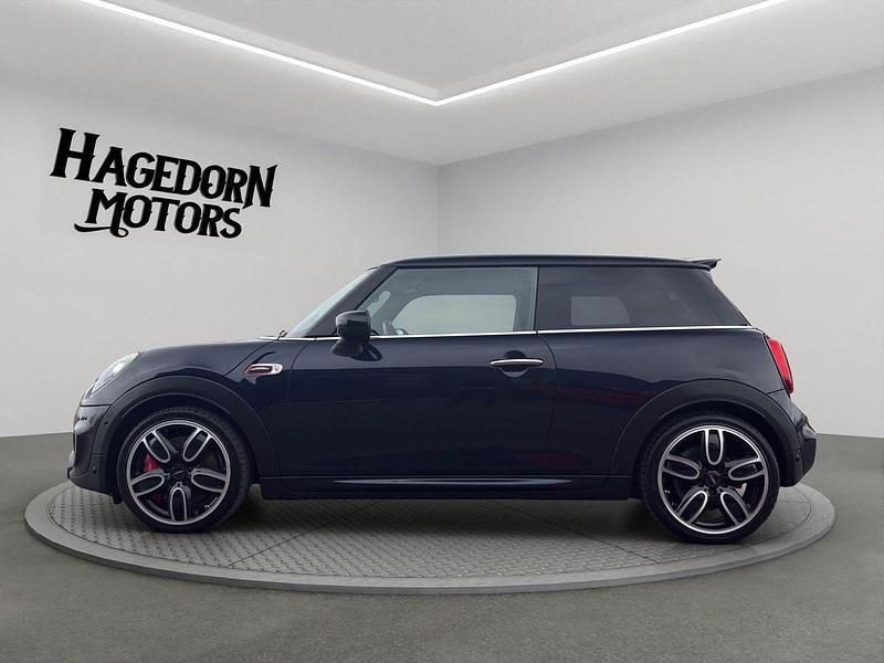 Używany Mini John Cooper Works 231 KM (169 kW) 2022 Czarny Hatchback
