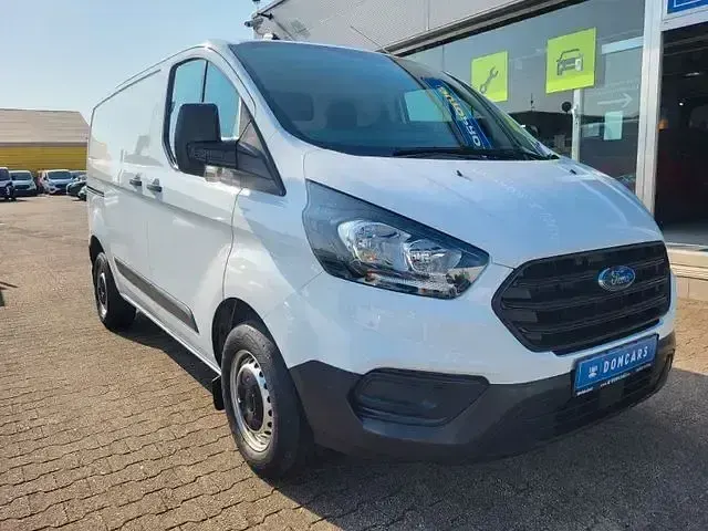 Gebraucht Ford Transit 107 PS (78 kW) 2021 Weiß Van