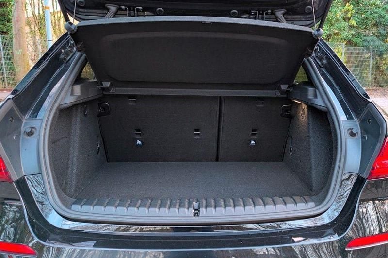 Gebraucht BMW 118 Advantage 140 PS (102 kW) 2020 Schwarz Kleinwagen