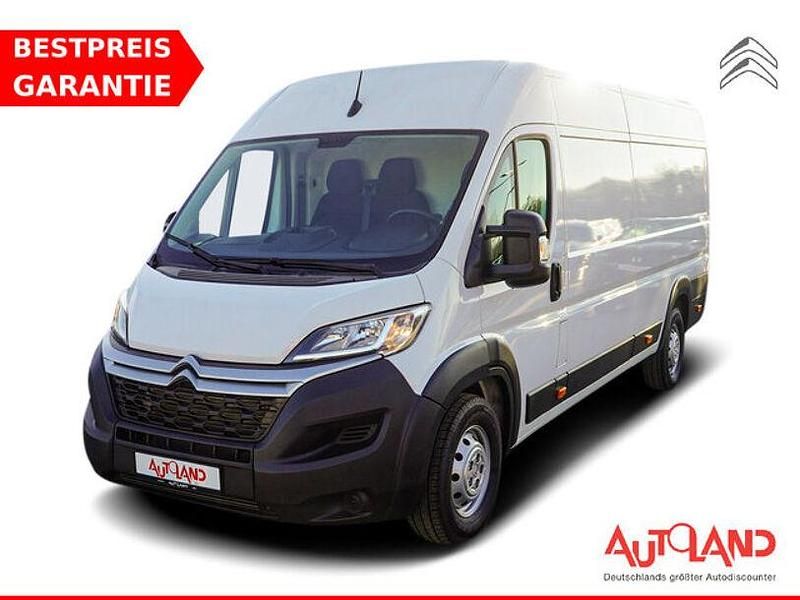 Gebraucht Citroën Jumper 140 PS (102 kW) 2023 Weiß Van / Kleinbus