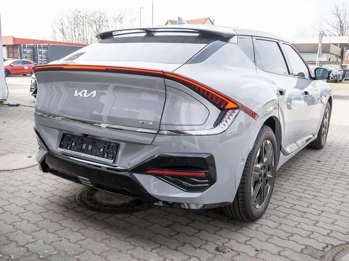 Neu Kia EV6 GT-Line 239 kW (325 PS) 2026 Grau SUV