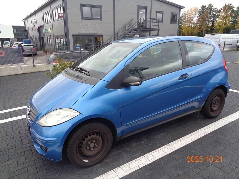 Gebraucht Mercedes A150 95 PS (69 kW) 2007 Blau Kleinwagen