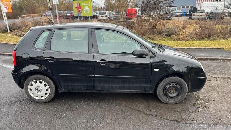 Gebraucht VW Polo 54 PS (39 kW) 2004 Schwarz Kleinwagen