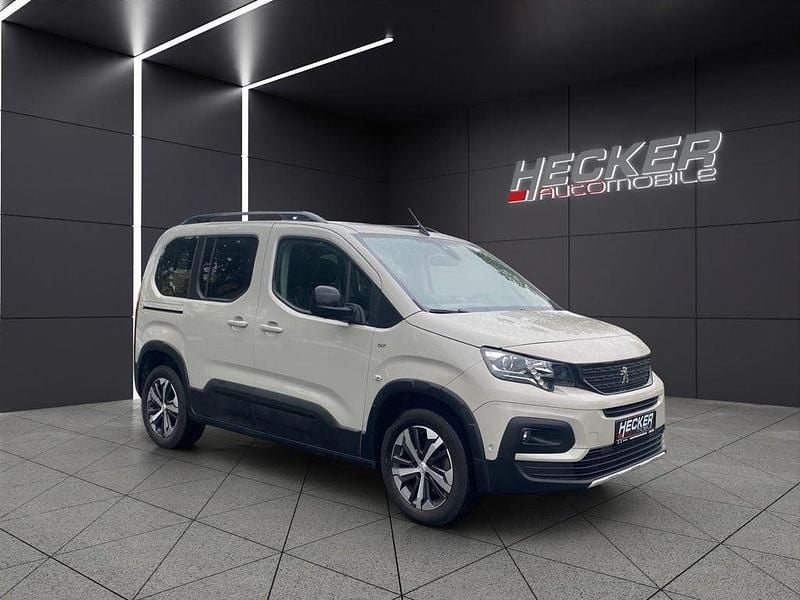 Gebraucht Peugeot Rifter GT 131 PS (96 kW) 2021 Lackierung sable/typ aussenverkl Van / Kleinbus