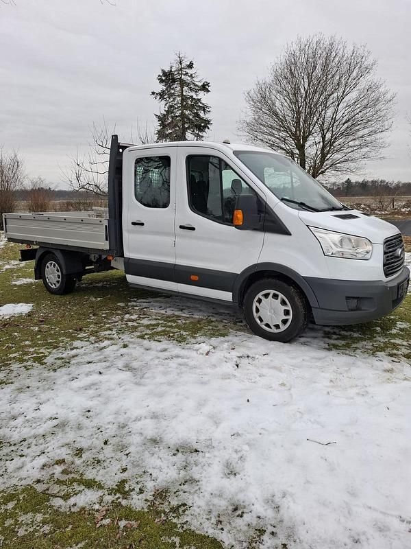 Gebraucht Ford Transit 131 PS (96 kW) 2018 Weiß Van / Kleinbus