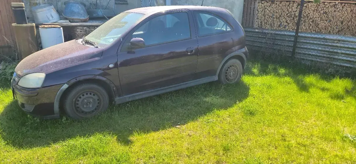 Second-hand Opel Corsa 75 CP (55 kW) 2005 Mov Hatchback