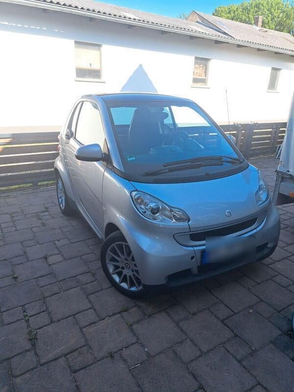 Silber Gebraucht 2009 Smart ForTwo Coupé Passion Coupé | 2.950 € (Guter Preis) - Bild 1/4