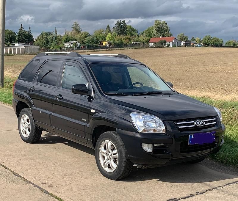 Schwarz Gebraucht 2007 Kia Sportage 4 SUV | 5.999 € (Teuer) - Bild 1/4