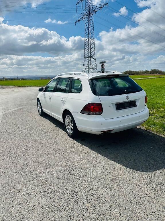 Gebraucht VW Golf VI Highline 160 PS (117 kW) 2011 Weiß Kleinwagen