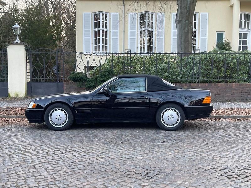 Gebraucht Mercedes SL300 190 PS (139 kW) 1990 Schwarz Cabrio